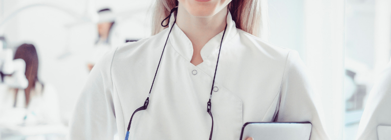 5 Ways to Become a More Professional, Professional Dental Assistant