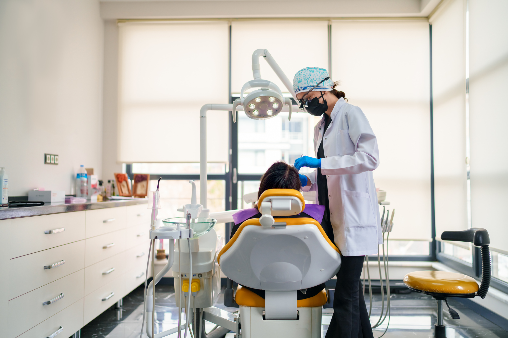 5 Reasons Why Dentists Should Consider a Dental Savings Plan Before Dropping Insurance Plans